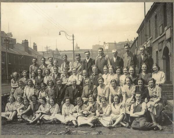  Happy 90th: UK’s Oldest Plastics Manufacturing Company Invests in Arburg