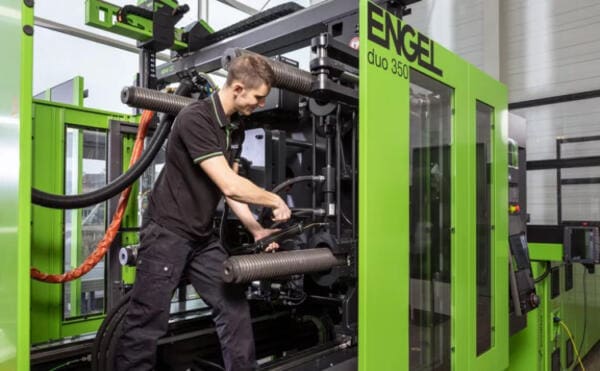  ENGEL Care Packages for Improved Availability, Safety and Cost-Efficiency