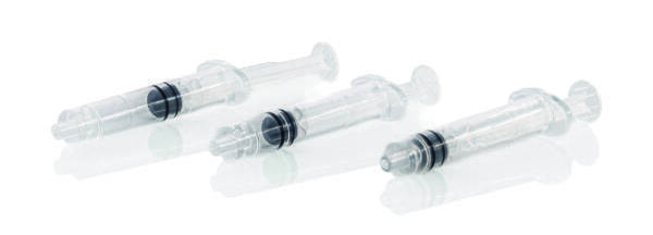 Vaccination syringes