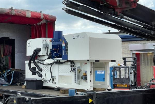  Pentagon Invests in New 40T Injection Mould Press