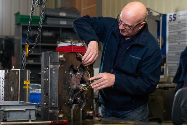  MGS Plastics Blog | Multi-cavity vs Family Tooling