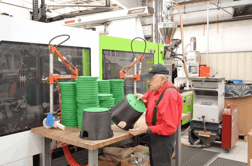 Intouch Monitoring Blog // 5 Ways to Increase Manufacturing Efficiency for Plastics Moulders