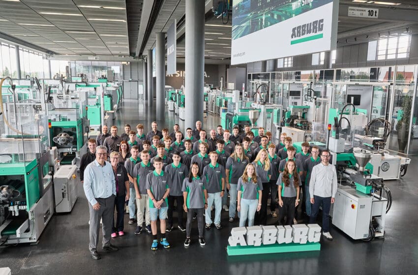  Arburg Welcomes 34 New Apprentices and DHBW Students