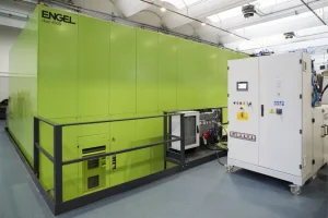 The ENGEL duo 4000 combi M in INEVO’s technical centre.